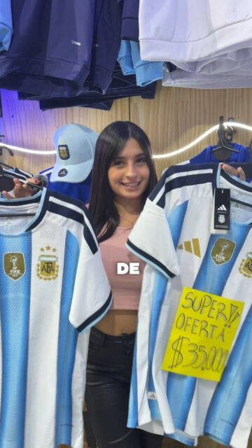 ⚽🇦🇷 La pasión por la Selección se lleva puesta 💙🤍💙 @mrl_showroom

Remeras, camisetas, gorras, camperas y todo lo que necesitás para vivir cada partido del Mundial como corresponde 🙌

Porque el Mundial recién empieza y todavía quedan muchas emociones por delante 🔥🏆

📍 Encontrá todo para alentar a la Selección en Paseo del Oeste

📍 Av. Pte. Perón 7970 – Ituzaingó
🕙 Viernes, sábados, domingos y feriados de 10 a 21 hs

#PaseoDelOeste #VamosArgentina
 #SelecciónArgentina #ZonaOeste #Ituzaingó  Mundial2026