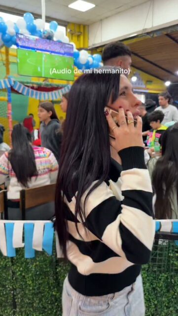 Alguien tenía que decirlo… ¡ahora les toca a ellos!
Si hubo regalo para mamá, regalo para papá… los chicos ya están haciendo cuentas 😂
Se viene el Día del Niño y en Paseo del Oeste encontrás un montón de opciones para sorprenderlos: juguetes, ropa, accesorios y mucho más. 🧸🎮👕✨
Vení a buscar ese regalo que están esperando (porque claramente no se van a olvidar 😅).
📍 Av. Pte. Perón 7970 – Ituzaingó
🕙 Viernes, sábados, domingos y feriados de 10 a 21 hs.
#DíaDelNiño #DíaDeLaNiñez #PaseoDelOeste #Ituzaingó #ZonaOeste